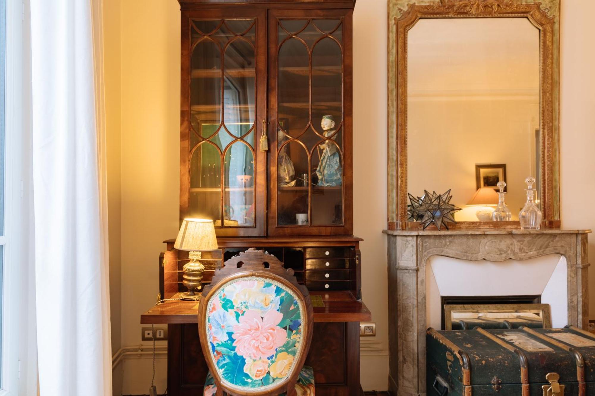 Stylishly Decorated 2bd Montmatre! * Parigi