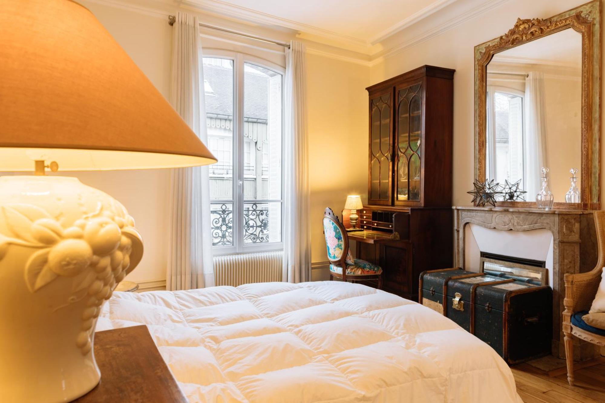 Appartamento Stylishly Decorated 2bd Montmatre! Parigi
